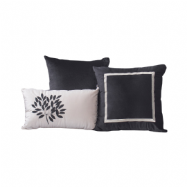 KIT 3 ALMOFADAS BORDADO FLOR PRETA SPAZZIO